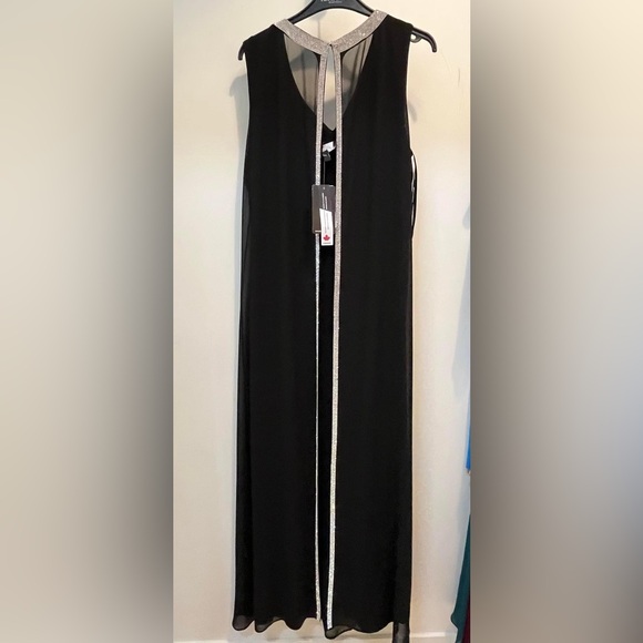 ✨Black Formal Dress✨ - Picture 2 of 4